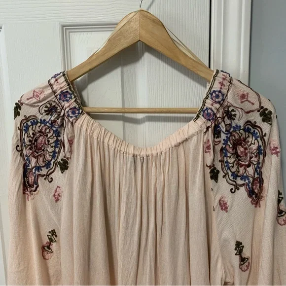 Embroidered Floral Blouse by Democracy 3XL - Picture 9 of 13